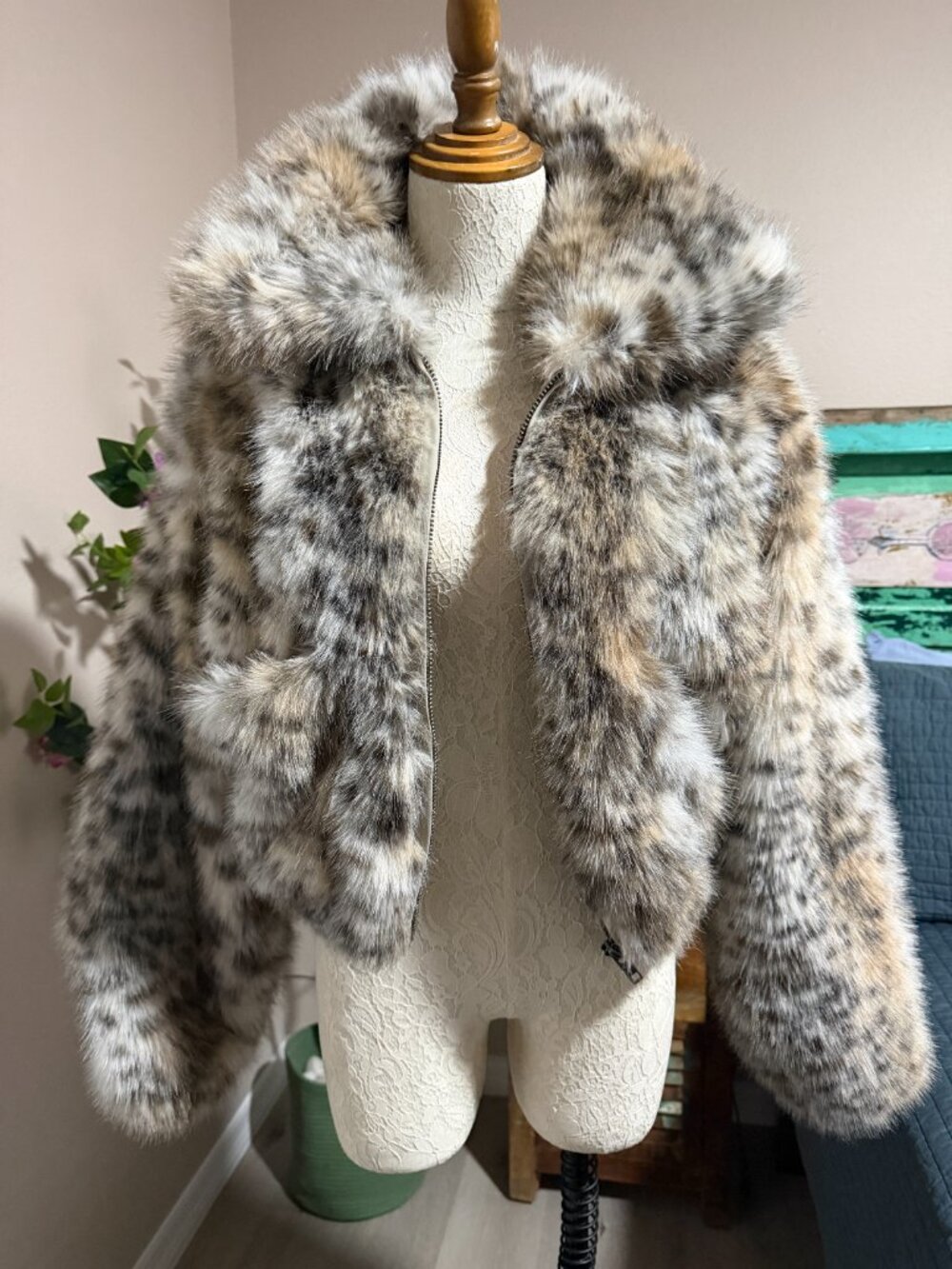 AFRM Bambi Print Faux Fur Jacket NWT - Size S - Picture 2 of 8